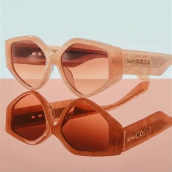 Quay Australia Accessories - Quay Australia Hot Gossip Sunglasses - RARE and NEW